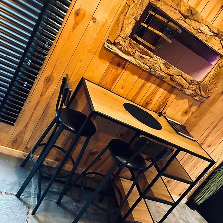 Blackroom Guest house